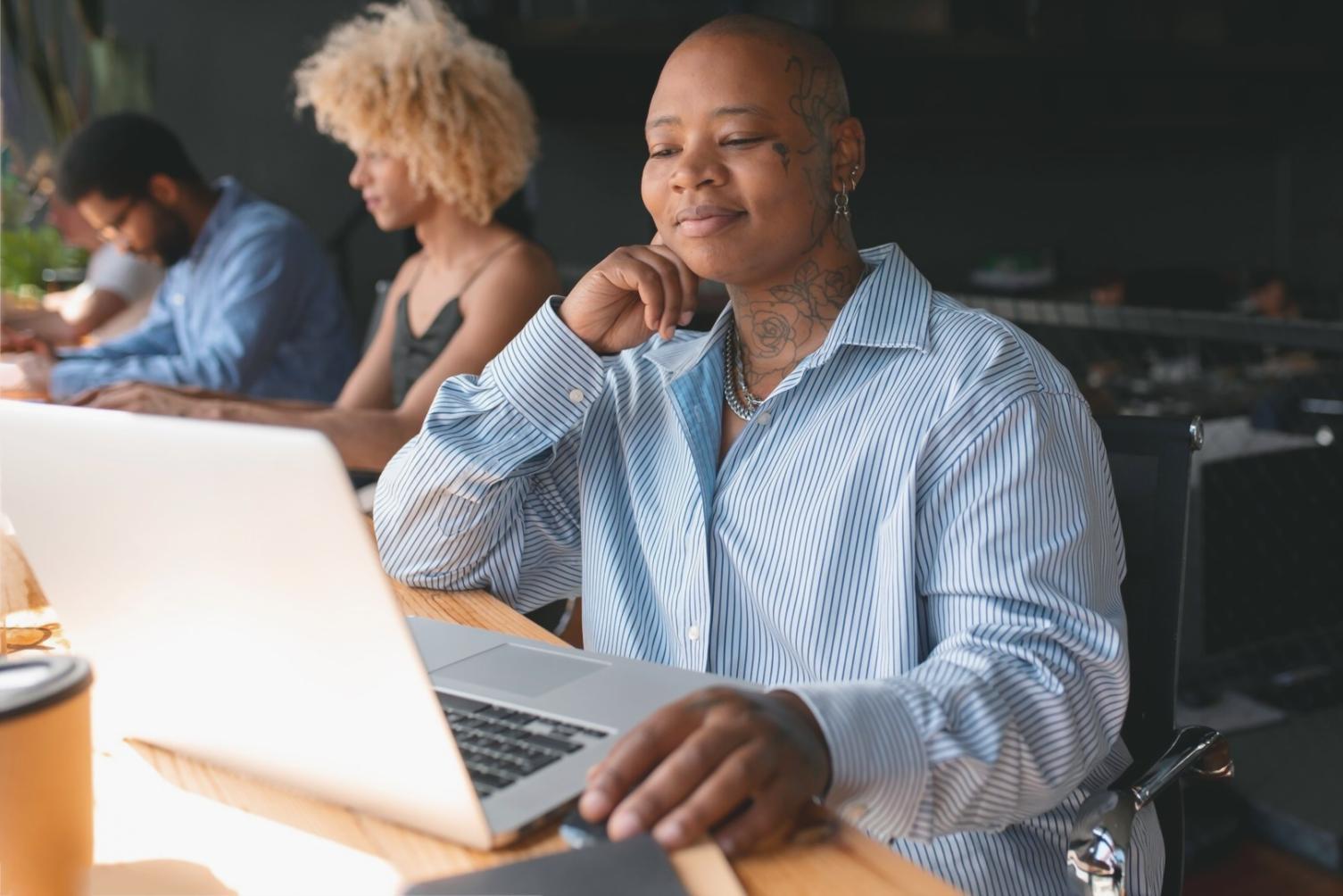 Modern learning space with comfortable seating and natural lighting at carvonaelio education centre